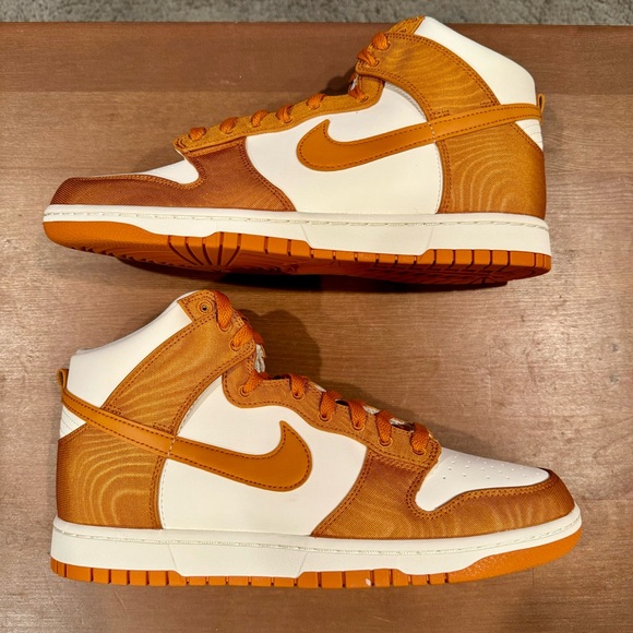 Nike Dunk High “Monarch Canvas” / Sz. 11 / DS (New) - Picture 2 of 7